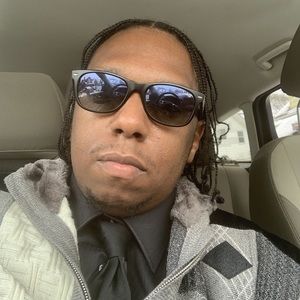 Meet your Posher, Kenneth